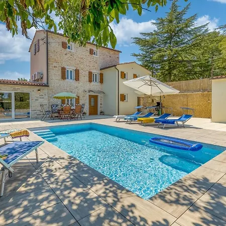Butterfly Villa *